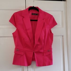 Pink short sleeve blazer